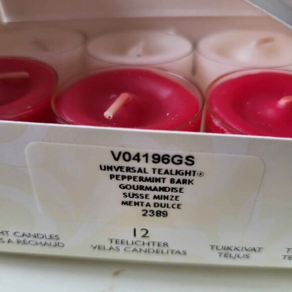 Party Lite Santa Tea lite Gift Set - Picture 7 of 10